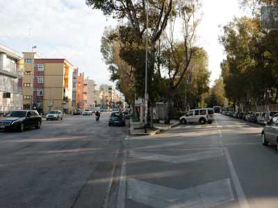 Non tutti sanno che Poggiofranco, il rione forse pi� �ricco� della citt� abitato com�� da imprenditori e professionisti, � nato sessant�anni fa in una zona non solo periferica e popolare, ma soprattutto poco �raccomandabile�, per via della presenza del sanatorio �Cotugno�: l�ospedale che ospitava coloro che erano stati colpiti dalla temuta tubercolosi